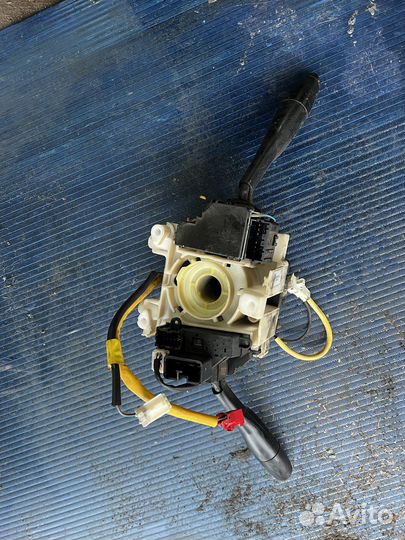 Mitsubishi space star подрулевые переключатели