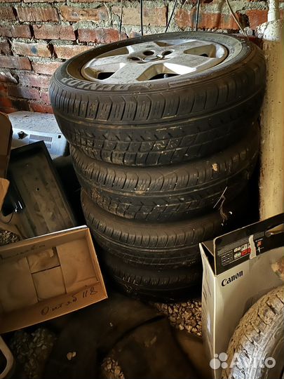 Dunlop Bi-Guard 600L 195/65 R15 27L