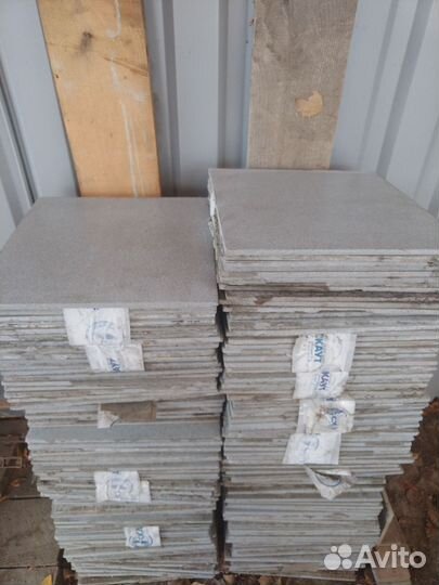 Керамическая плитка для пола бу