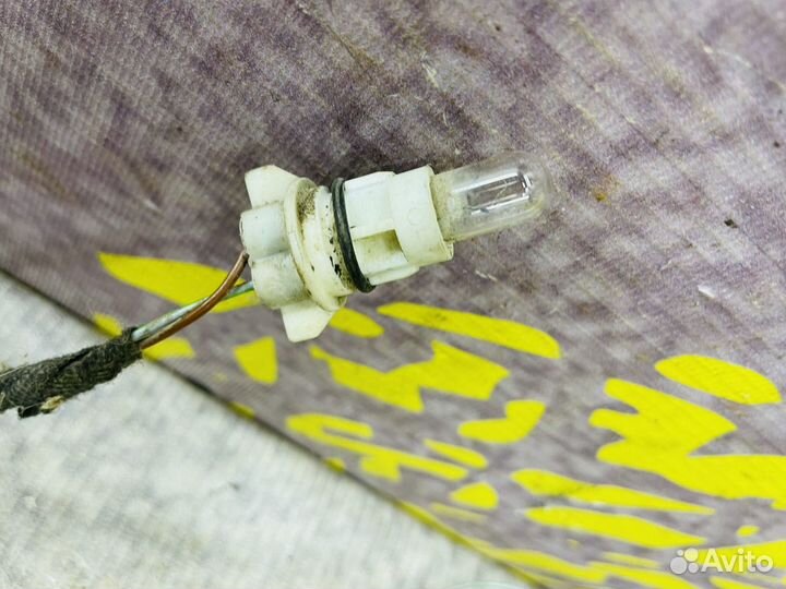 Разъём лампы фонаря указателя поворота Astra H J