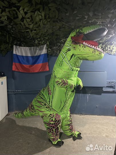 Надувной костюм Динозавр в аренду