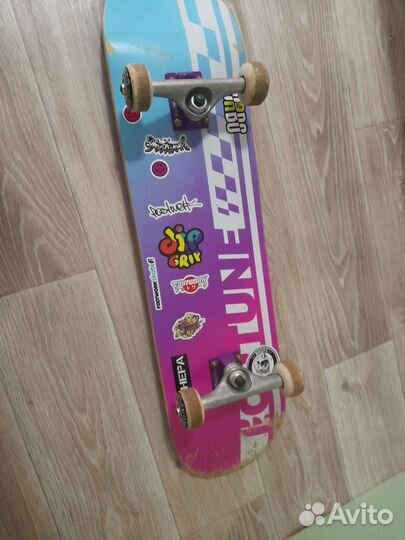 Скейтборд footwork custom