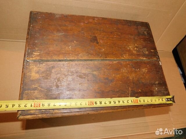Антикварный, деревянный сундучок-ларец Р.И