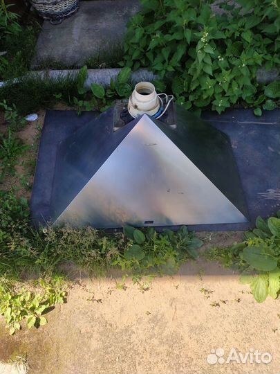 Вытяжка для кухни 90 см бу