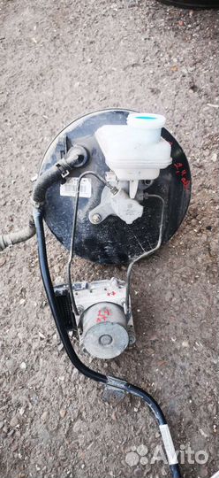 Вакумник geely emgrand x7 2.4 автомат