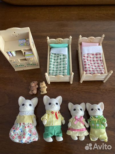 Sylvanian Families семья с мебелью