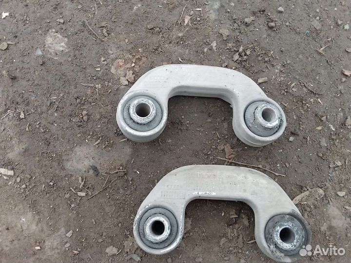 Передние рычаги Audi A4 B5