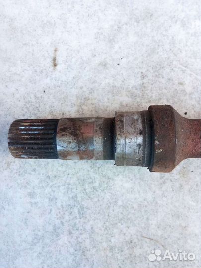 Полуось передняя правая (приводной вал, шрус) Mazd