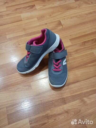 Кроссовки decathlon 34