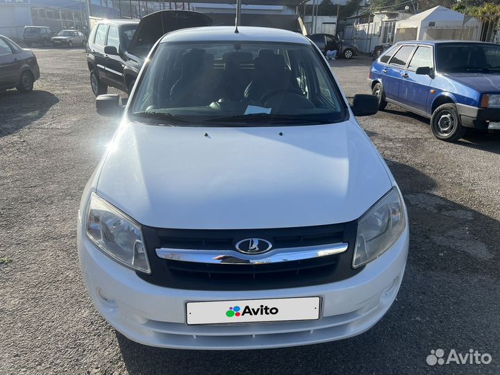 LADA Granta 1.6 AT, 2013, 198 000 км