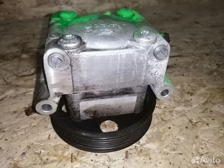 Насос гидроусилителя Ford Focus 2 1.6 бензин
