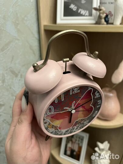 Часы будильник