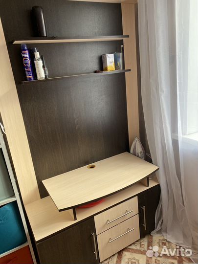 Поставка для телевизор