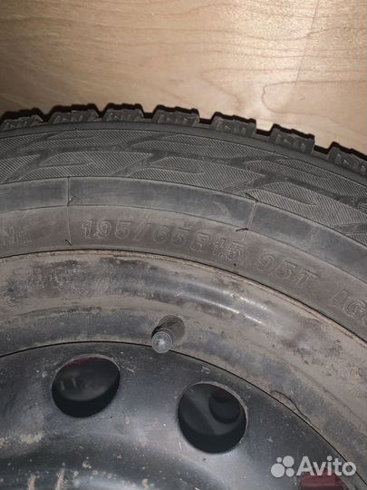 Колеса yоkohama зима 195/65 R15 с дисками