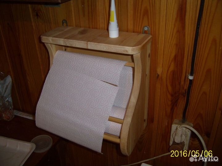 Подставка для бумажных полотенец, диспенсер