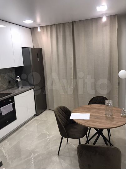 1-к. квартира, 40 м², 3/19 эт.