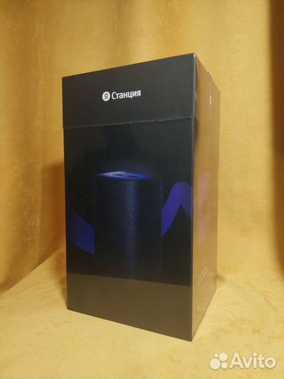 Новая умная колонка Яндекс Станция 2 с Алисой