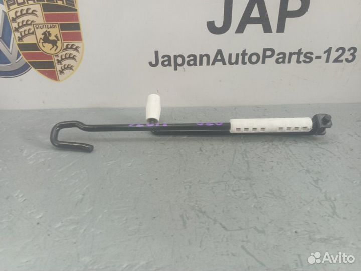 Домкрат Audi Q3 8U 2 2012