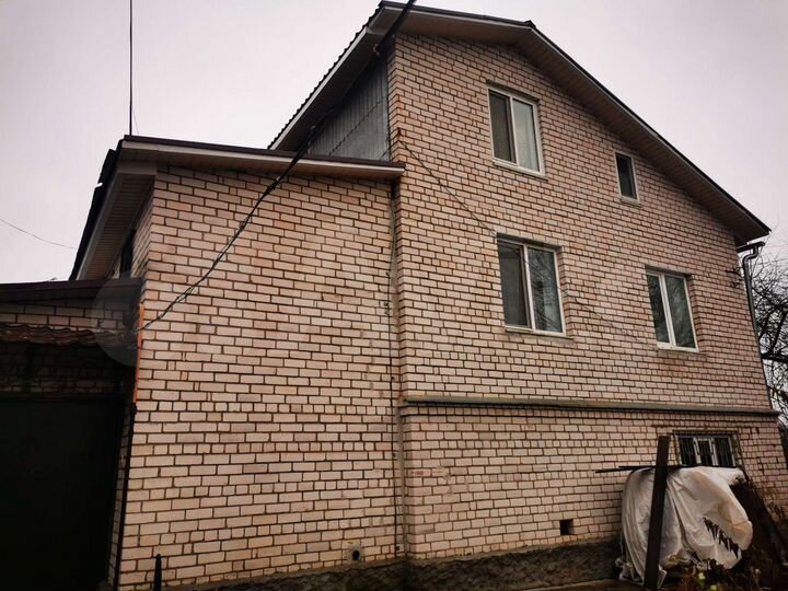 Дом 250 м² на участке 15 сот.