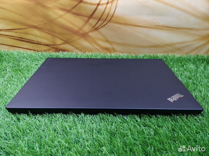 Ноутбук i7-8350 8/128/14
