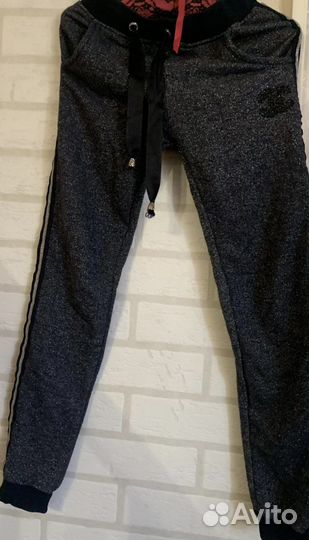 Костюм спортивный