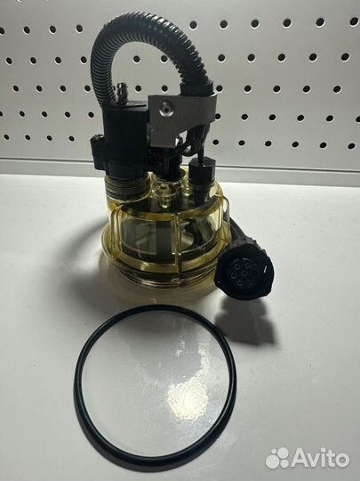 Крышка топливного фильтра сепаратора с обогревом