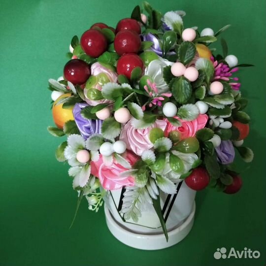 Цветы в подарок