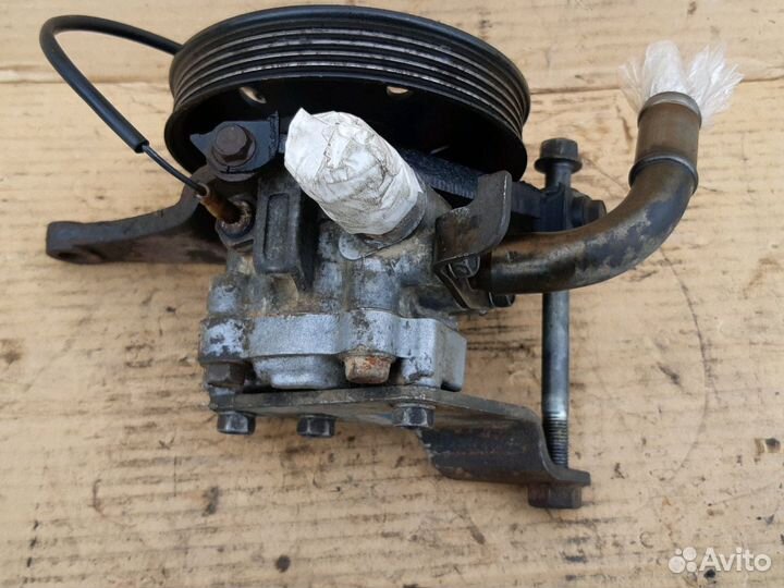 Насос гур Мазда 626 ге