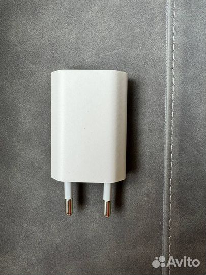 Адаптер питания Apple