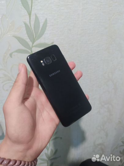 Телефон Samsung galaxy s8