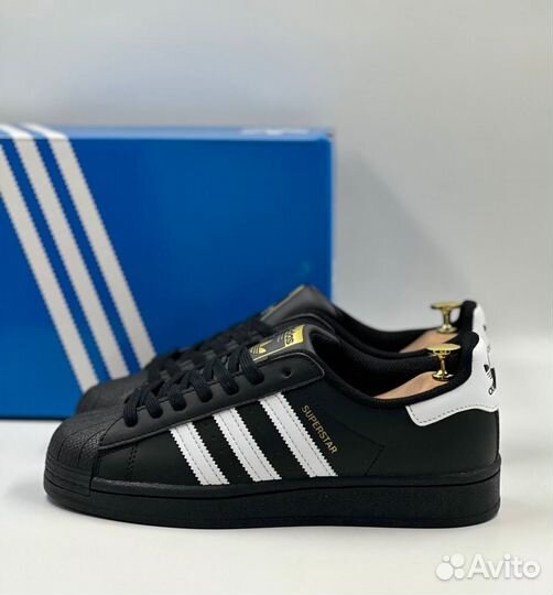 Привлекательные Adidas Superstar Black кроссовки