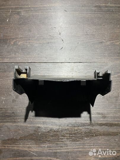 Пластик под аккумулятор Yamaha MT-01 05-06