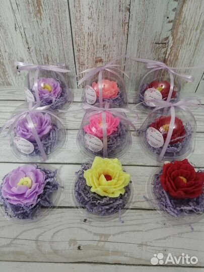 Цветок в куполе из мыла ручной работы