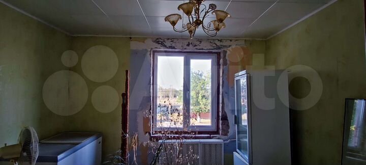 4-к. квартира, 140 м², 2/2 эт.