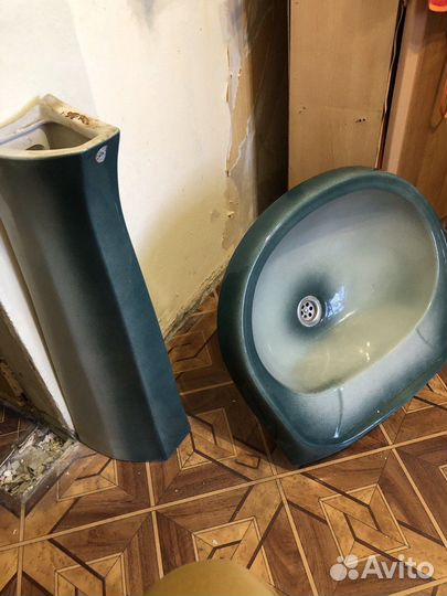 Раковина в ванную бу