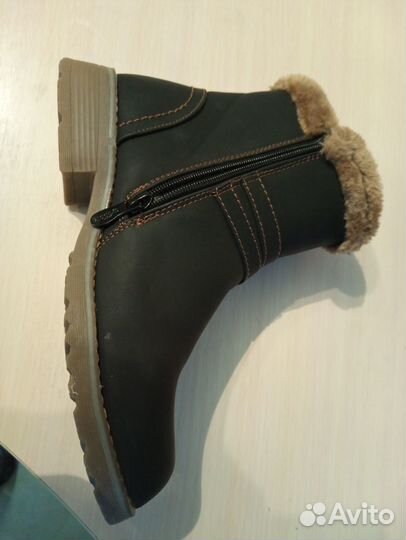Ботинки новые р. 38