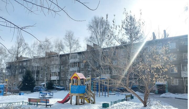 2-к. квартира, 44 м², 2/4 эт.