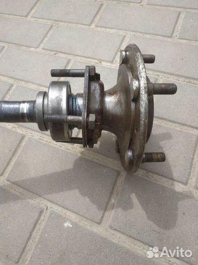 Полуось нива старого образца 2121