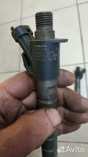 Форсунка дизельная электрическая Volvo XC60