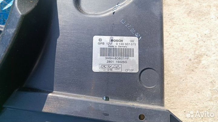 Диффузор радиатора Mazda Axela BK5P bkep BK3P 2008