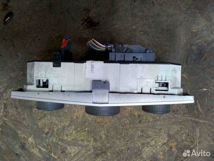 Блок управления отопителем Opel Astra H 1.8 2008