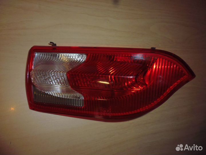 Фонарь задний правый Opel Insignia