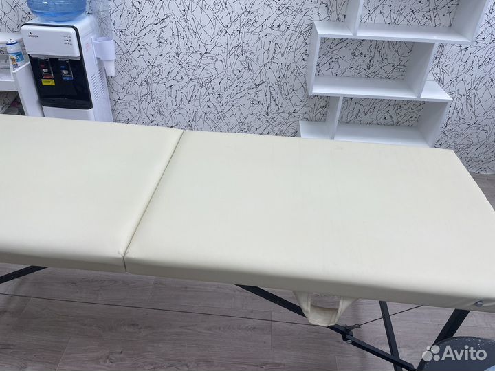 Продам кушетку