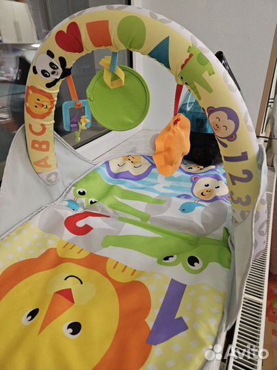 Развивающий коврик fisher price