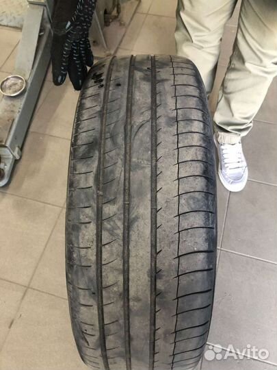 Michelin Agilis 225/60 R18