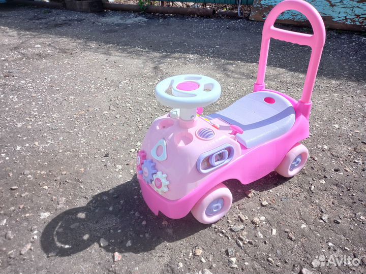 Машинка-каталка