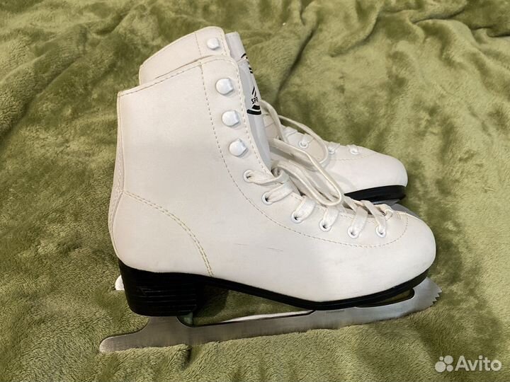 Коньки фигурные женские 35/36рр