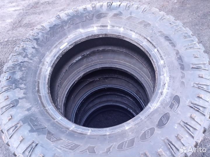 Goodyear Wrangler DuraTrac 215/85 R16