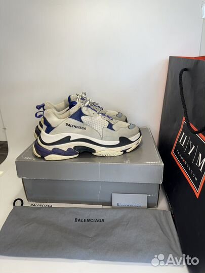 Balenciaga triple s оригинал