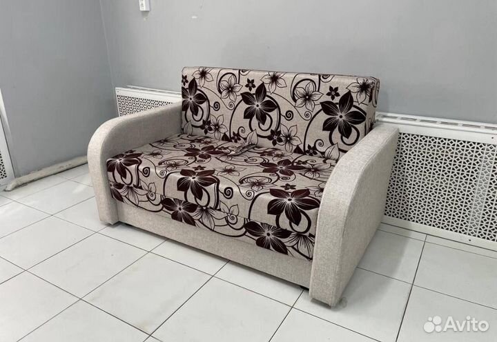 Диван чебурашка